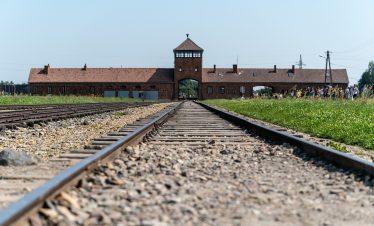 camp, buildings, auschwitz-birkenau-7432557.jpg