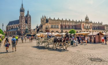krakow, town, square-4439817.jpg