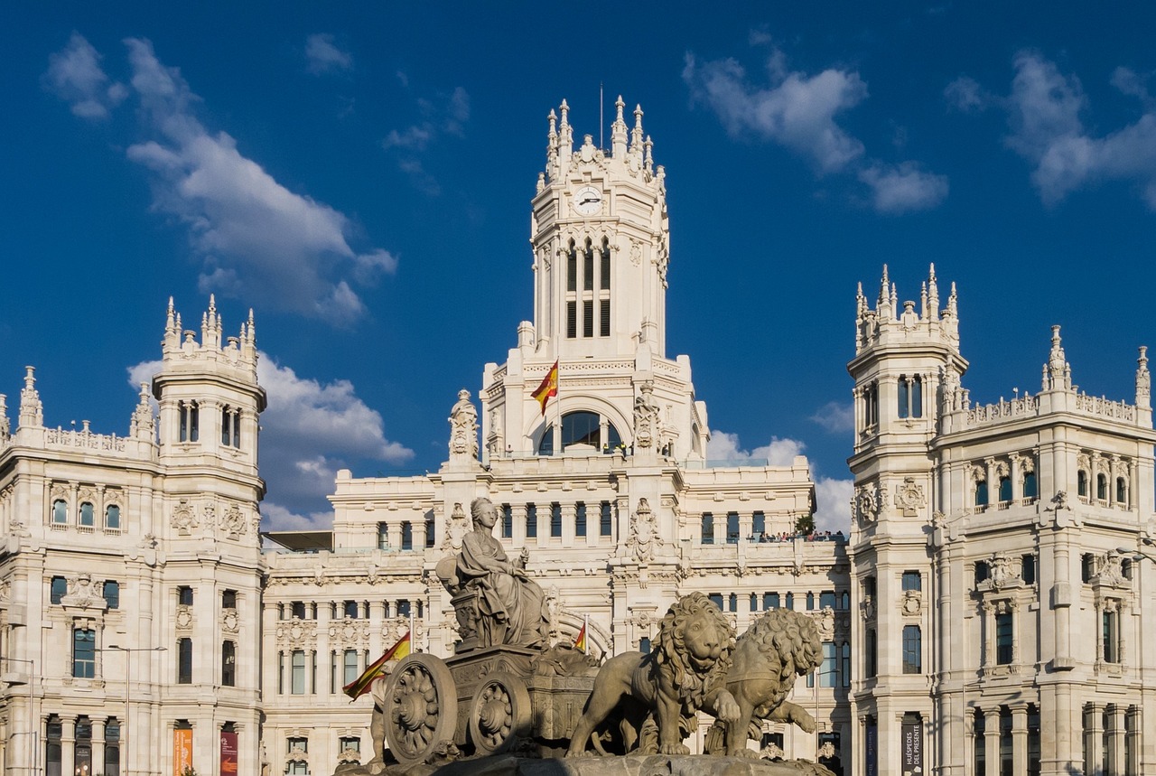madrid, wallpaper 4k, cool backgrounds-385104.jpg