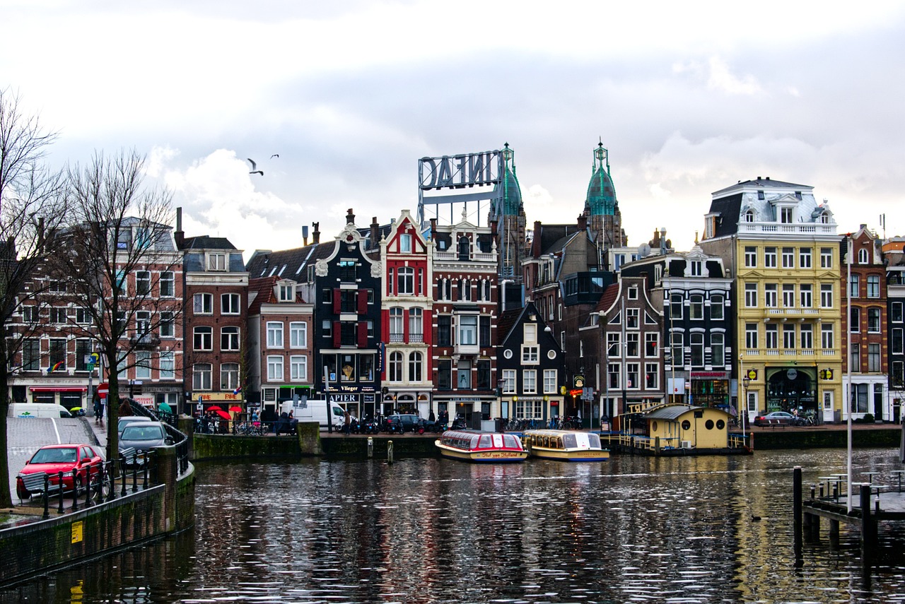 nábřěží, amsterdam, the netherlands-4728373.jpg